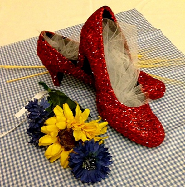 Bread centerpiece Dorothy's slippers