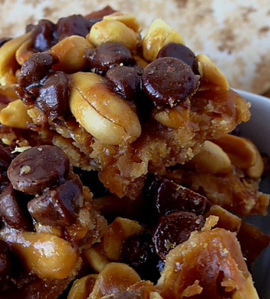 Crack Cookies 1 The Culinary Cellar