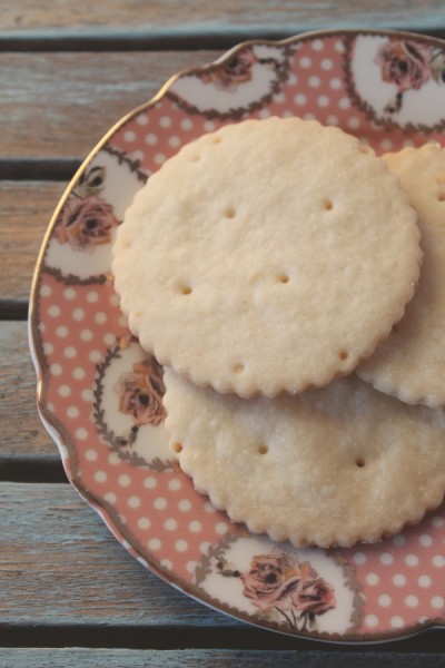 Shortbread cookies on wedding plate