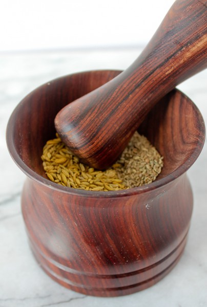 Mortar & Pestle whole with seeds