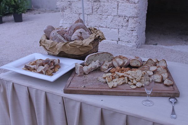 Altemura bread table