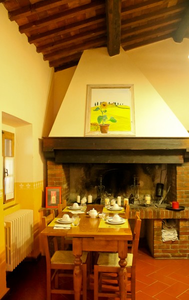 Tuscany B & B kitchen fireplace