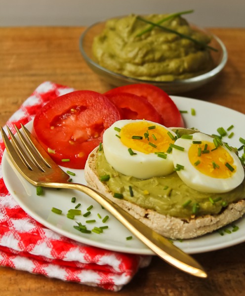 Avocado sauce checkered napkin