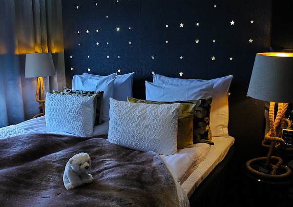 Arctic Lights bed