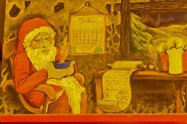 Santa Claus Cafe mural