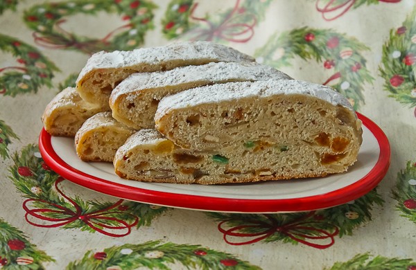 stollen slices_