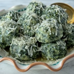 Sphere spinach gnocchi image