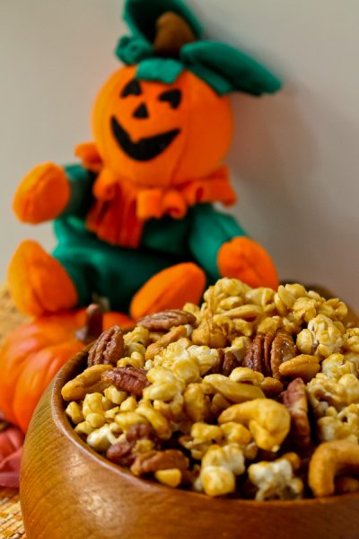 nutty-caramel-corn-2